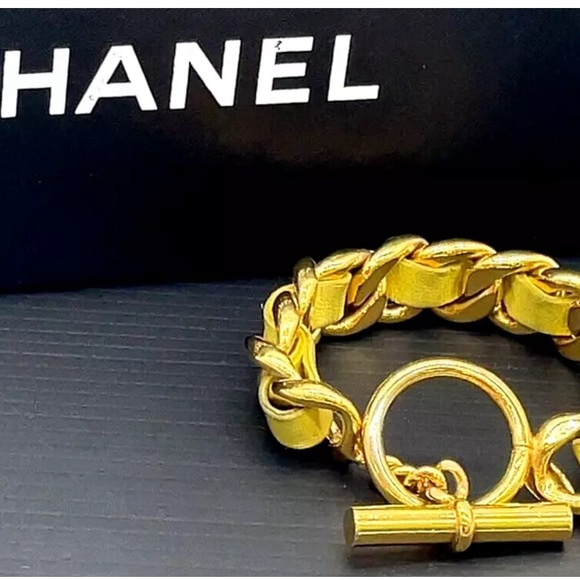 Auth CHANEL Bracelet W/Box - Picture 1 of 14